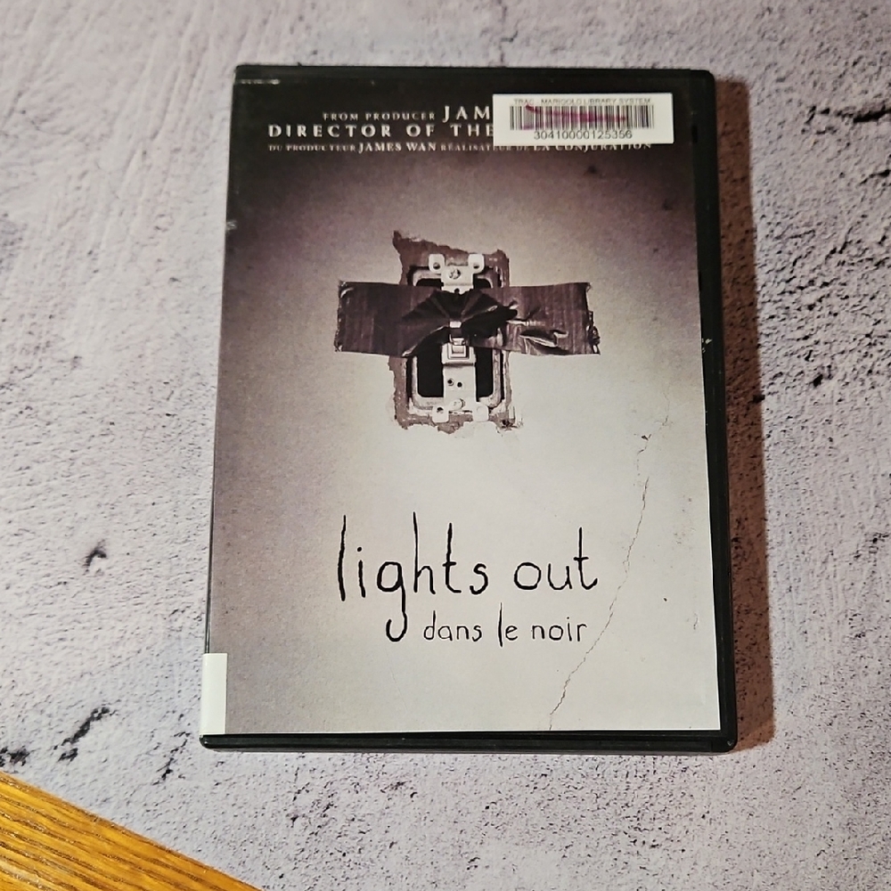 🌟3/$25🌟 Lights Out (DVD, 2016, Canadian)